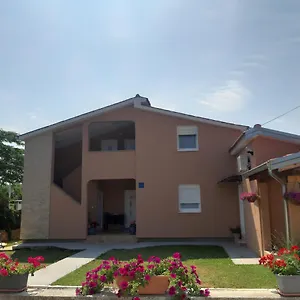 Dora Appartamento